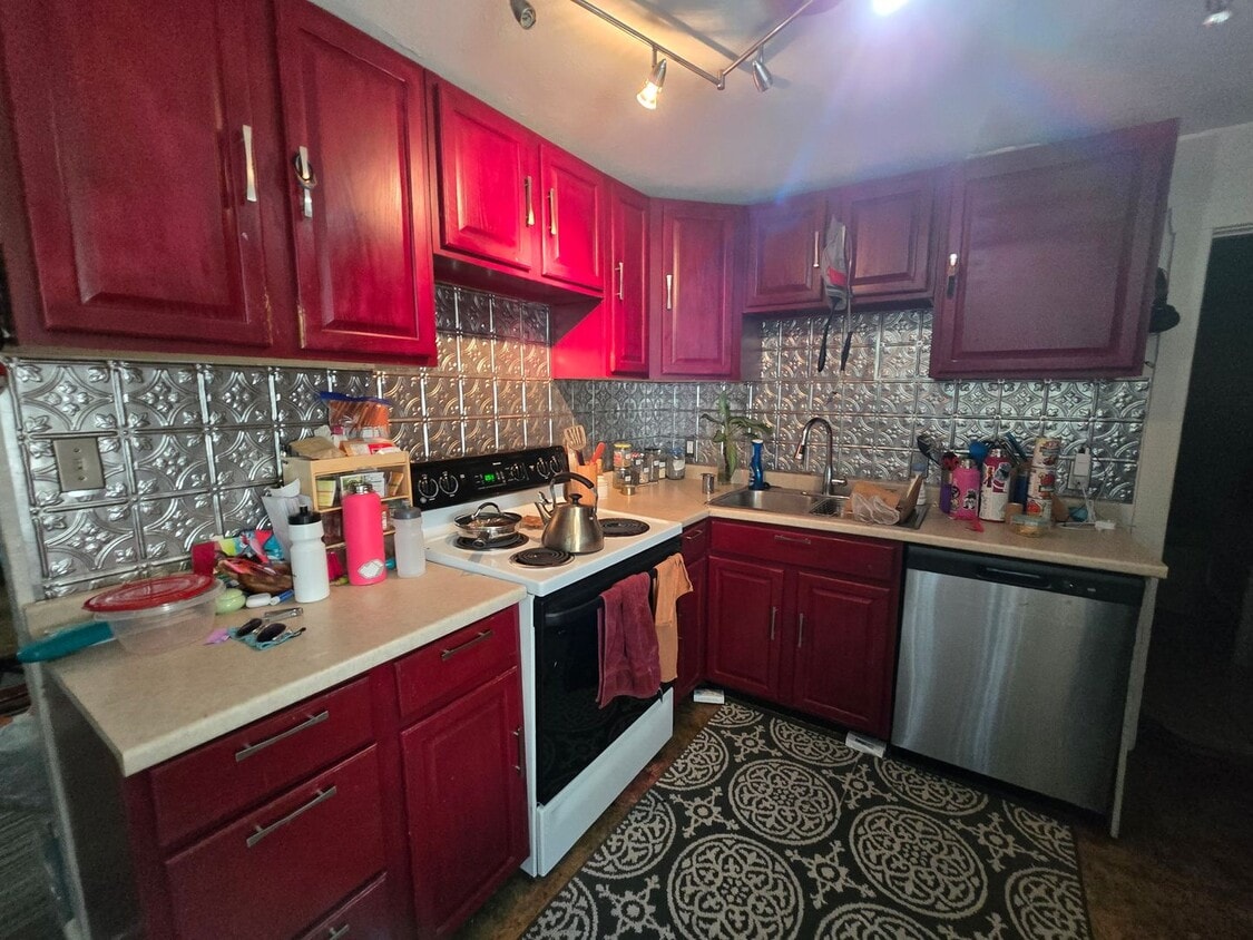 Building Photo - 2 bedroom 2 story Townhouse in Longmont