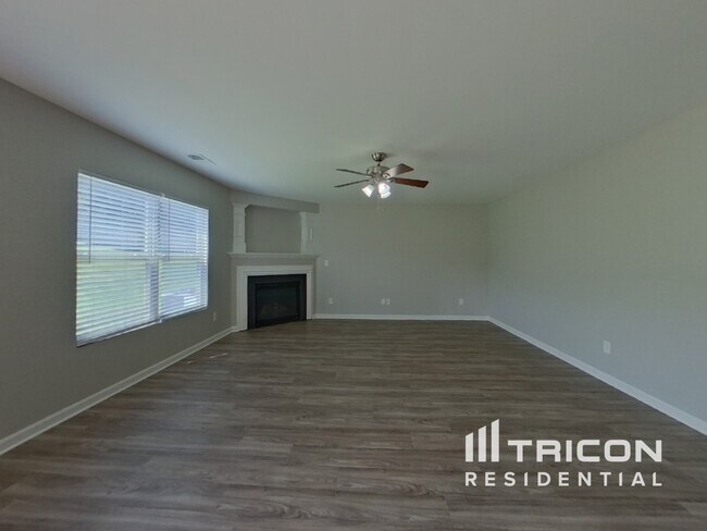 Foto del edificio - 11505 Sweetbriar Ridge Dr