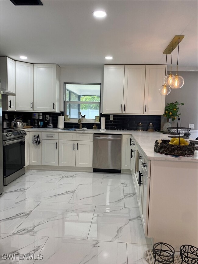 Building Photo - 1419 Shelby Pkwy