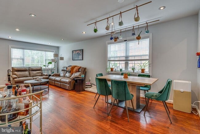 Foto del edificio - 4113 Usher Ave