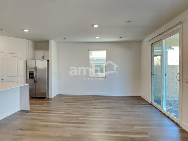 Foto del edificio - 8074 Winterfell Peak Ave