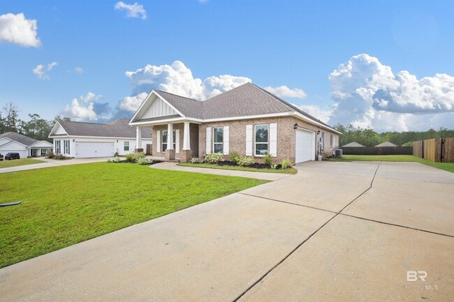 Foto del edificio - 13137 Cavalier St