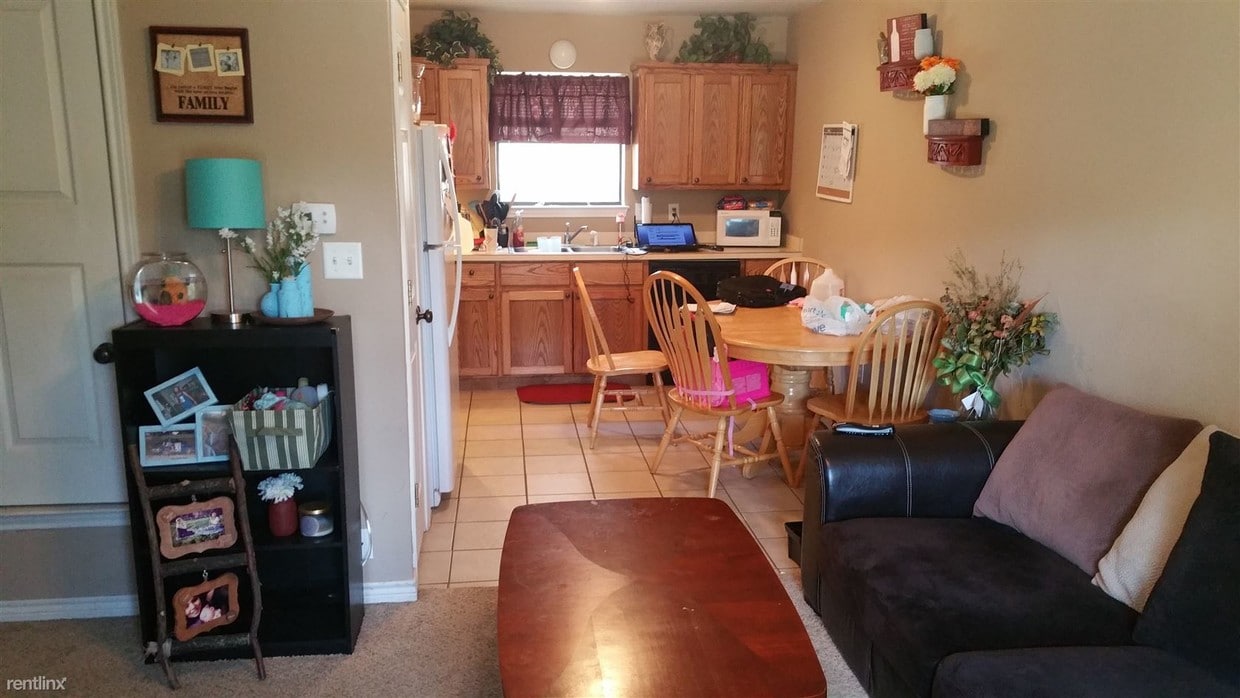 824 River View Dr, Stephenville, TX 76401 Condo for Rent in Stephenville, TX