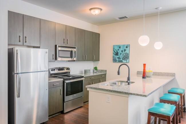 M Station Apartments Charlotte Nc Apartments Com