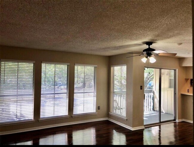 Building Photo - 250 El Dorado Blvd