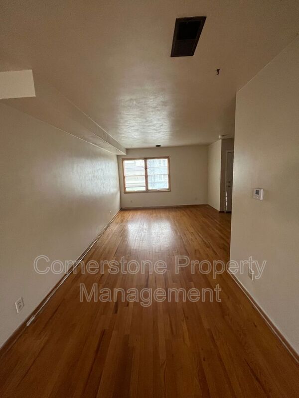 Foto del edificio - 243 N 12th St