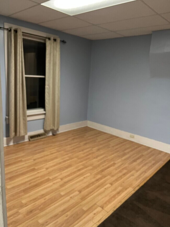 Dining room - 502 Pennsylvania Ave E