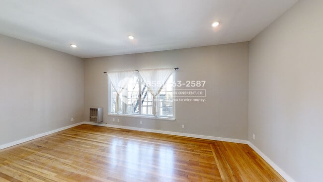 Building Photo - 1640 Euclid Ave