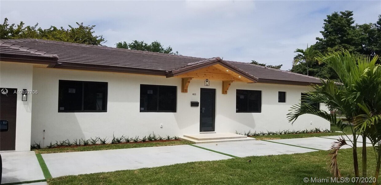 Foto principal - 401 Hunting Lodge Dr