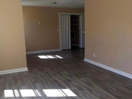Foto del edificio - 1714 Martindale Dr