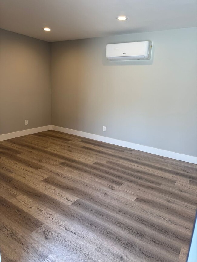 Building Photo - 2987 54th St