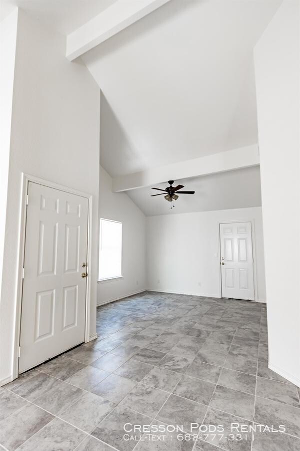 Building Photo - 9020 Hines Cir