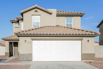 Building Photo - 5804 S 10th Dr