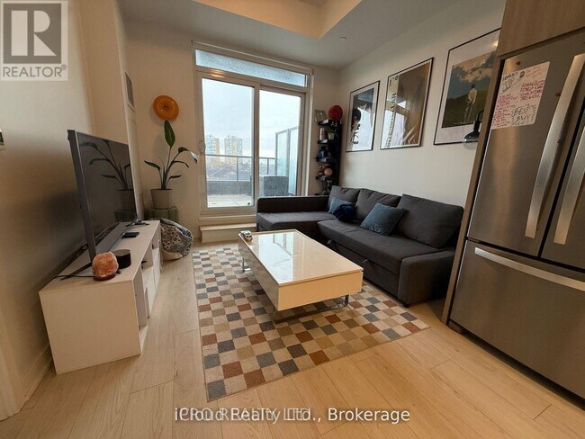 Building Photo - 8 Nahani Way