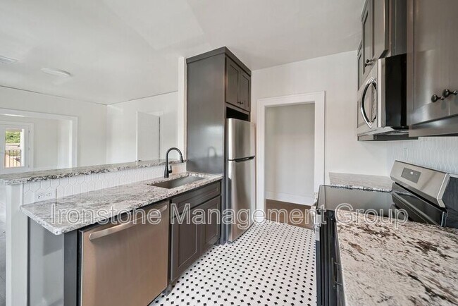 Foto del edificio - 1437 S Peoria Ave
