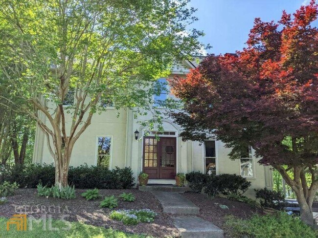Building Photo - 1331 Willow Tree Dr