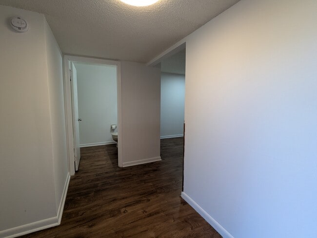 Foto del edificio - 5591 Greatpine Ln S
