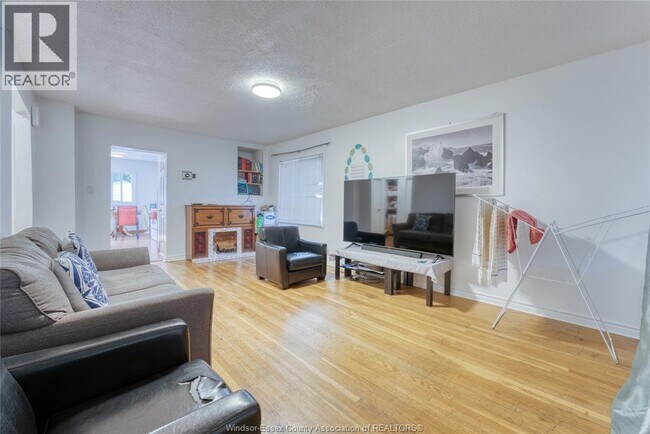 Photo du bâtiment - 777 Randolph Ave