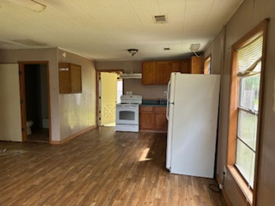Building Photo - 3461 LA-8