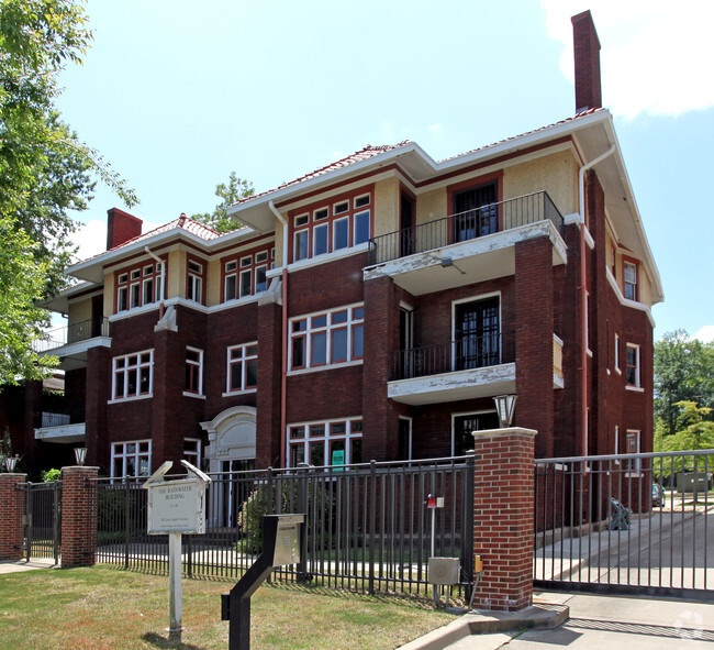 Foto del edificio - Rainwater Apartments