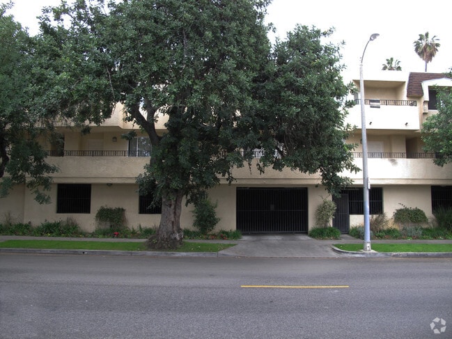 Building Photo - 14359 Haynes St