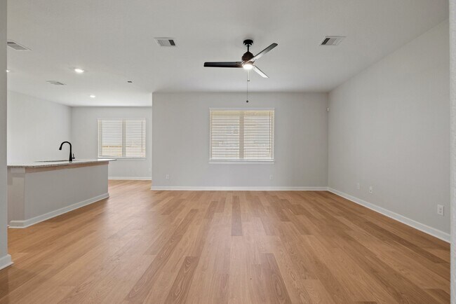 Building Photo - 2908 Fair Wind Ln