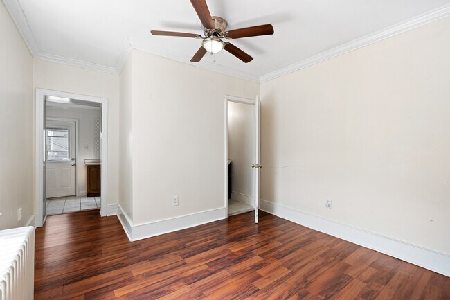 Foto del edificio - 4550 Silverwood St