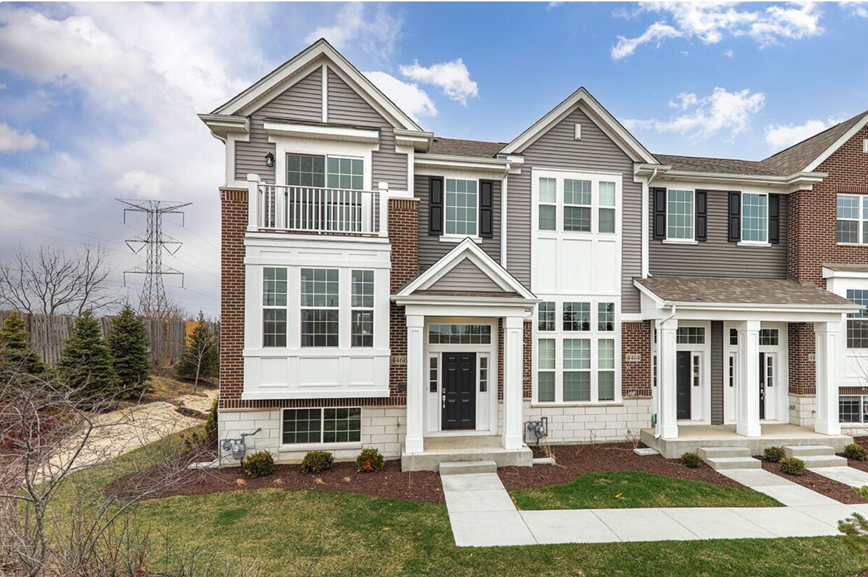 Primary Photo - 4466 Monroe Ct