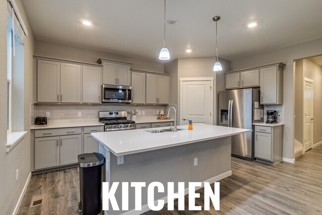 Foto del edificio - 14239 Purple Aster Way