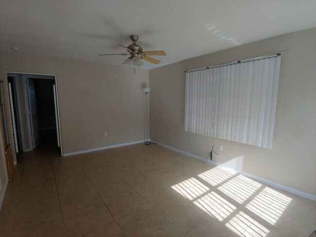 Foto del edificio - Pet Friendly 2Bed/1Bath Home for Rent in P...