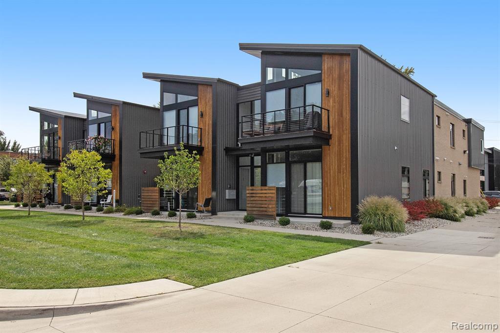 1741 Livernois St Unit 2, Ferndale, MI 48220 Condo for Rent in