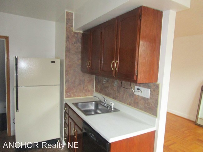 Building Photo - 3 br, 1 bath House - 3409 Lansing St.
