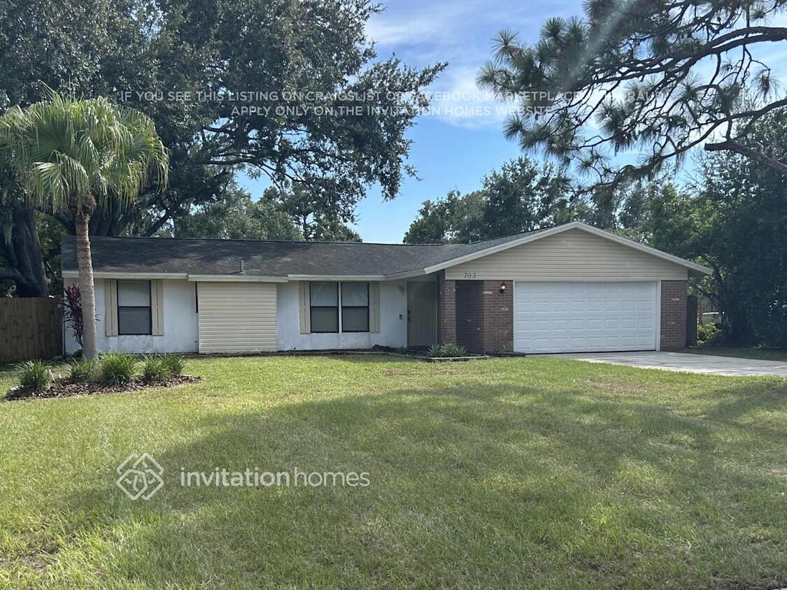 Foto principal - 703 Redondo Dr