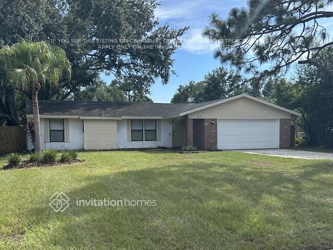 Building Photo - 703 Redondo Dr