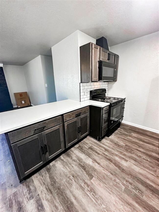 Foto del edificio - 4710 NW Motif Manor Blvd