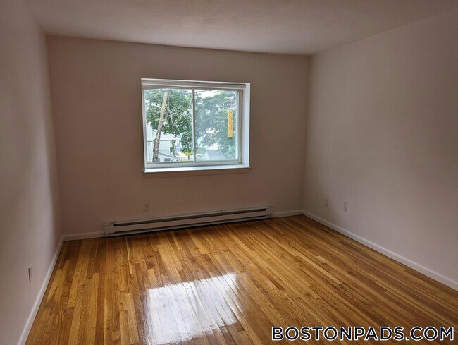 Building Photo - 525 Highland Ave