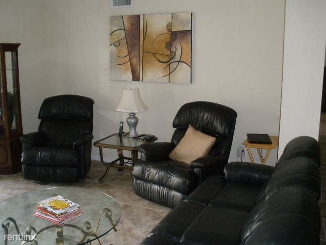 Building Photo - 6450 Emerald Dunes Dr