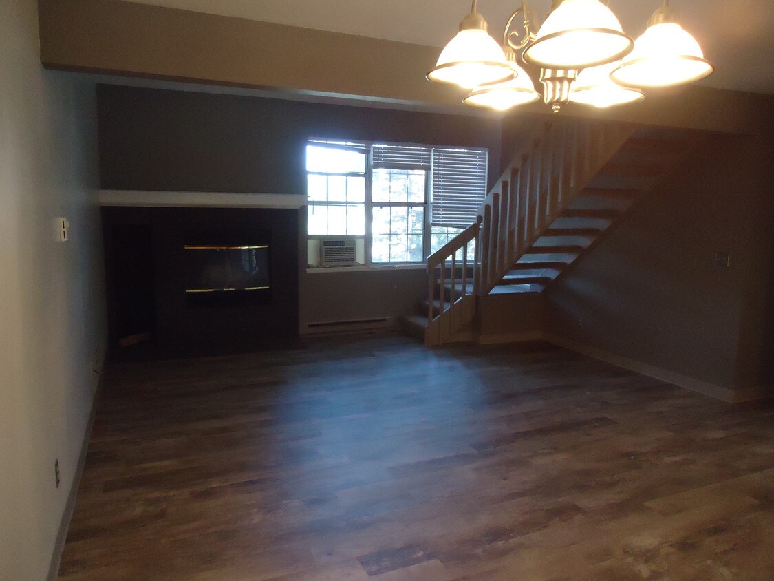 Foto principal - 3531 Windmill Dr