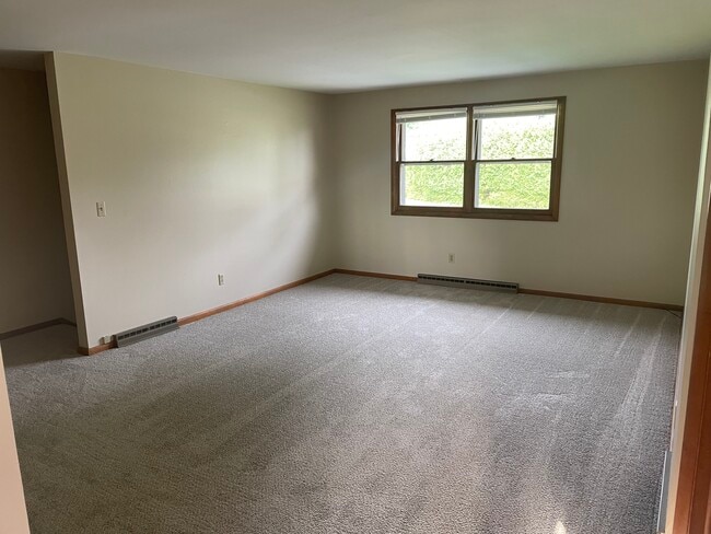 Building Photo - 206 Wimbledon Dr
