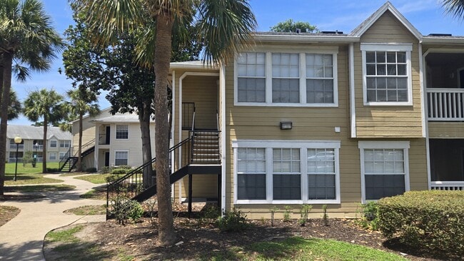 Building Photo - 1077 S Hiawassee Rd