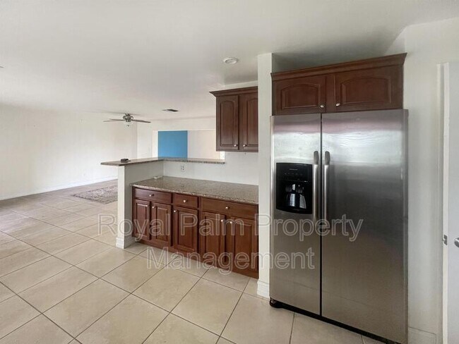 Foto del edificio - 218 SW 46th Terrace