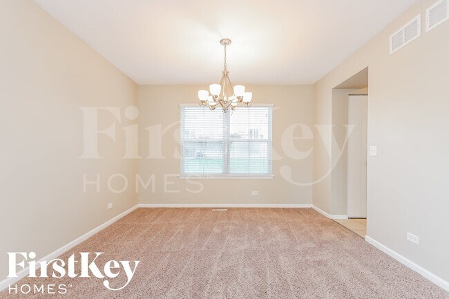 Foto del edificio - 298 N Crooked Lake Ln
