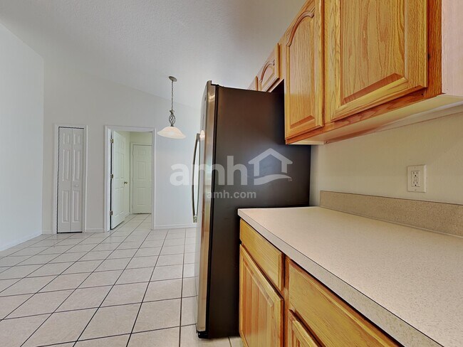 Foto del edificio - 15004 Shaw Rd