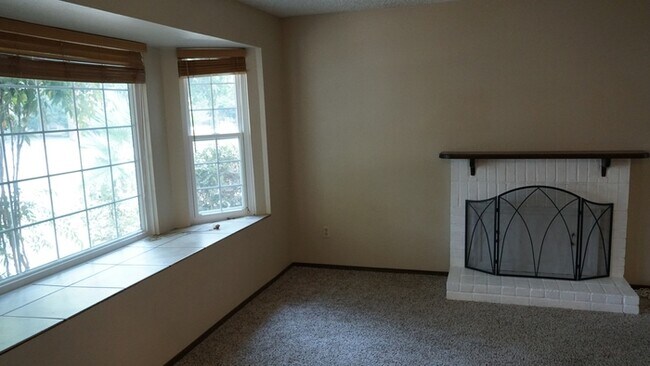 Foto del edificio - Charming 2 bed, 2.5 ba, 1250 sq. ft. duple...