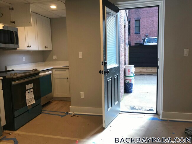 Foto del edificio - 499 Beacon St
