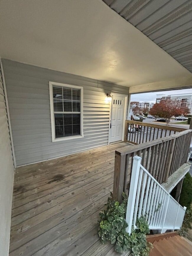 Building Photo - New Pointe Condominiums