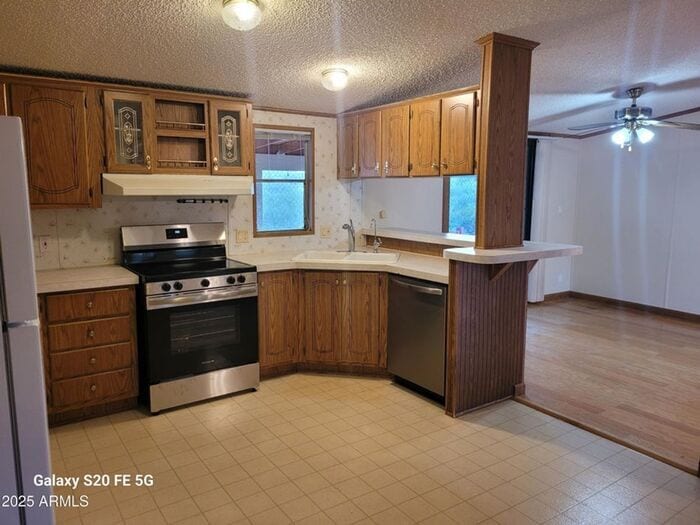 Foto principal - READY TO VIEW NOW! Adorable 3 Bed 2 Bath Home in New River NO HOA