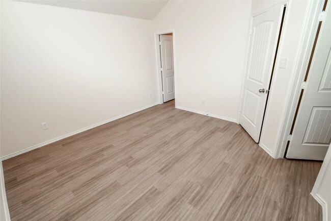 Building Photo - 3503 Giorgio Pastel Pl