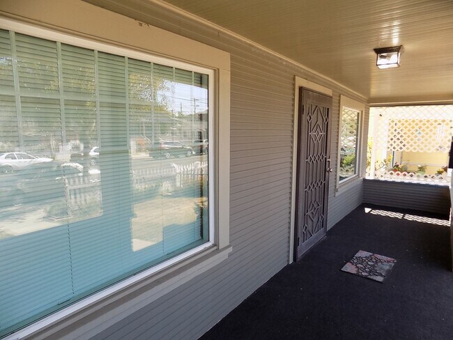Foto del edificio - 3 Bedroom/2 Bathroom Craftsman | Master wi...