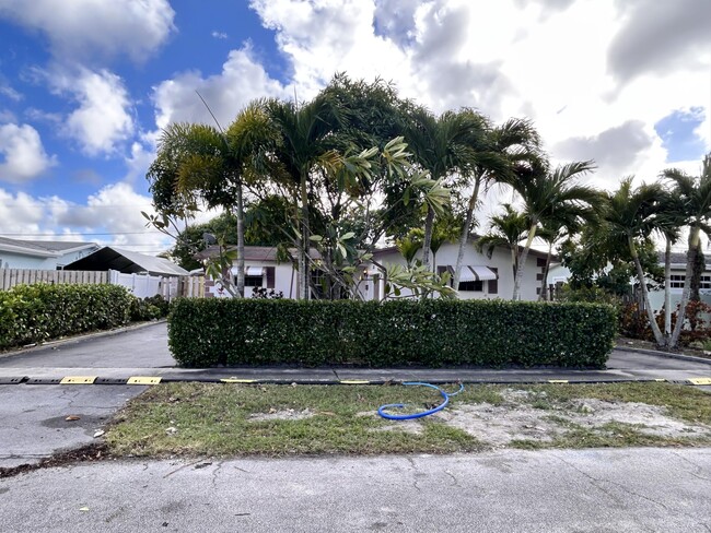 Foto del edificio - 8350 NW 26th Pl